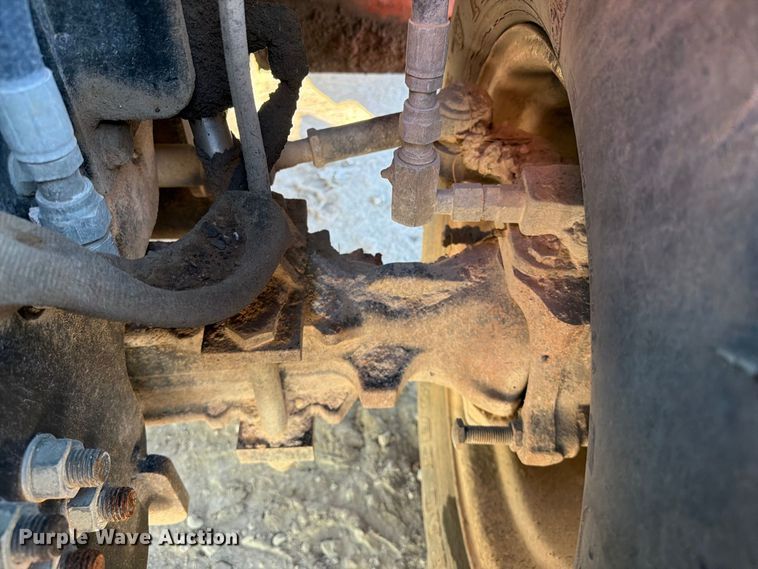 image for item FI0440 2006 Ditch Witch RT115 rock saw