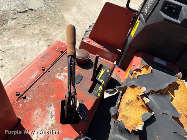image for item FI0445 Ditch Witch RT40 trencher
