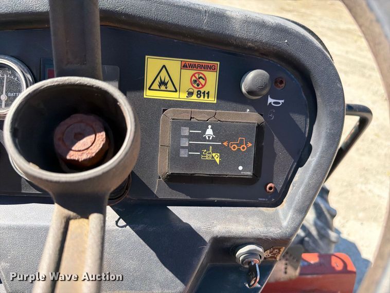 image for item FI0445 Ditch Witch RT40 trencher