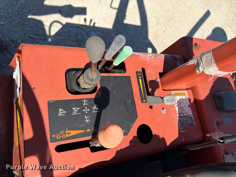 image for item FI0445 Ditch Witch RT40 trencher
