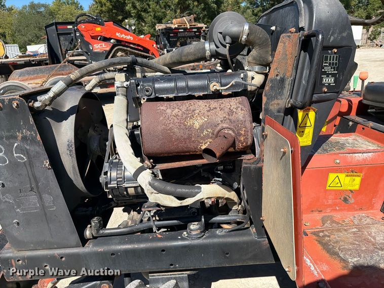 image for item FI0445 Ditch Witch RT40 trencher