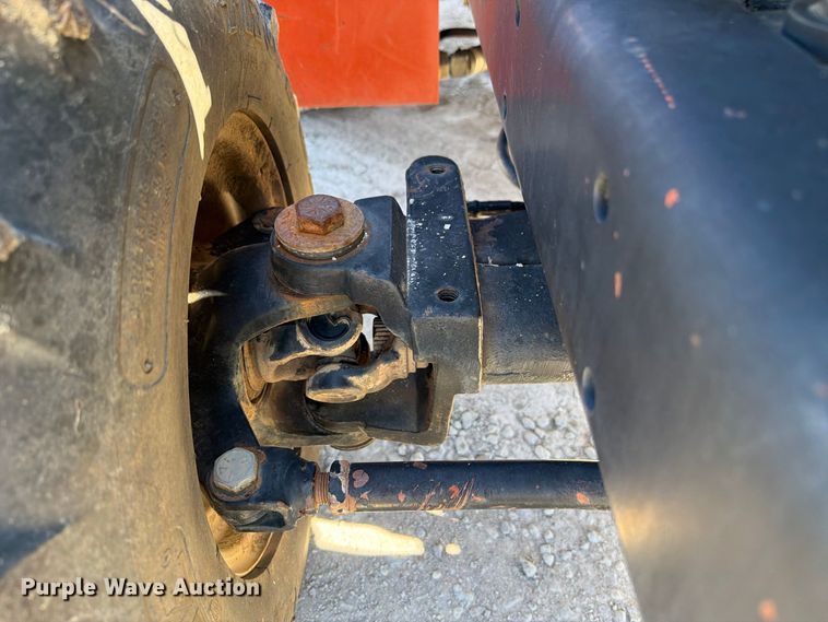 image for item FI0445 Ditch Witch RT40 trencher