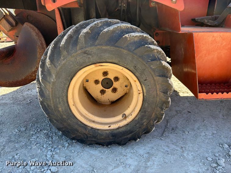 image for item FI0445 Ditch Witch RT40 trencher