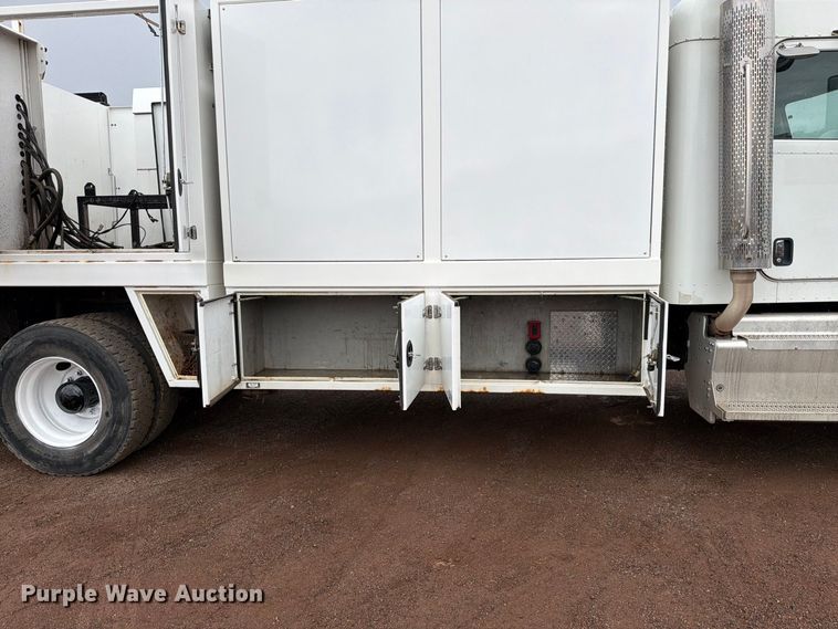 image for item FI2031 2016 Peterbilt 337 fuel / lube truck