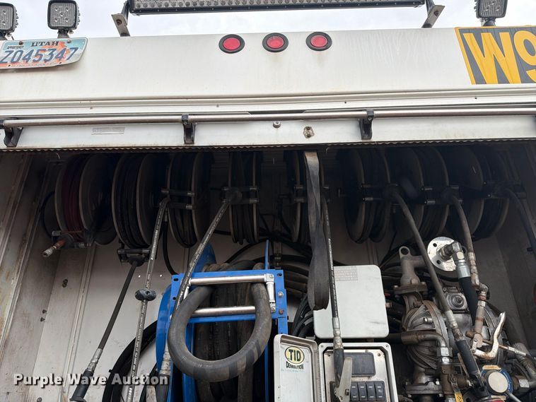 image for item FI2031 2016 Peterbilt 337 fuel / lube truck