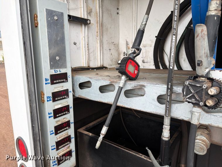 image for item FI2031 2016 Peterbilt 337 fuel / lube truck