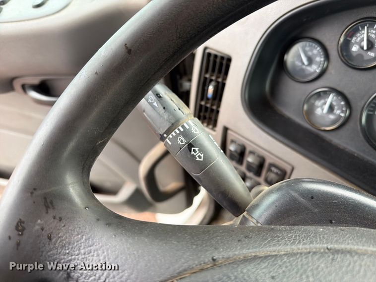 image for item FI2031 2016 Peterbilt 337 fuel / lube truck