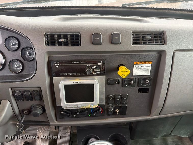 image for item FI2031 2016 Peterbilt 337 fuel / lube truck