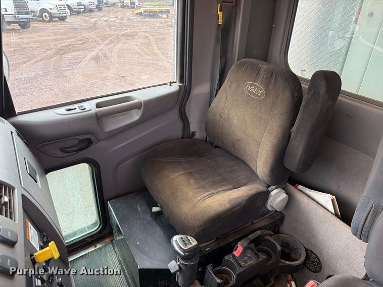 image for item FI2031 2016 Peterbilt 337 fuel / lube truck