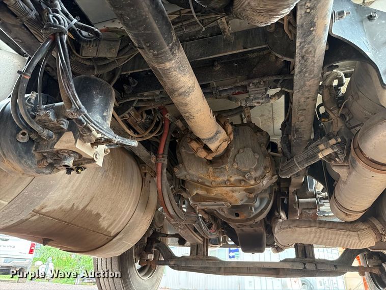 image for item FI2031 2016 Peterbilt 337 fuel / lube truck