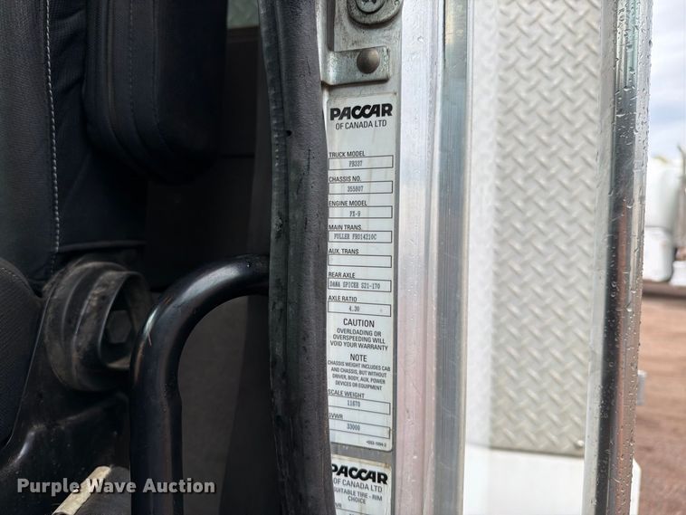 image for item FI2031 2016 Peterbilt 337 fuel / lube truck