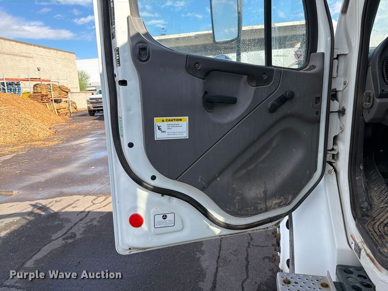 image for item FI2034 2012 Freightliner Business Class M2 street sweeper truck