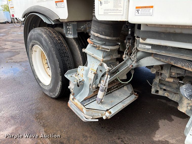 image for item FI2034 2012 Freightliner Business Class M2 street sweeper truck