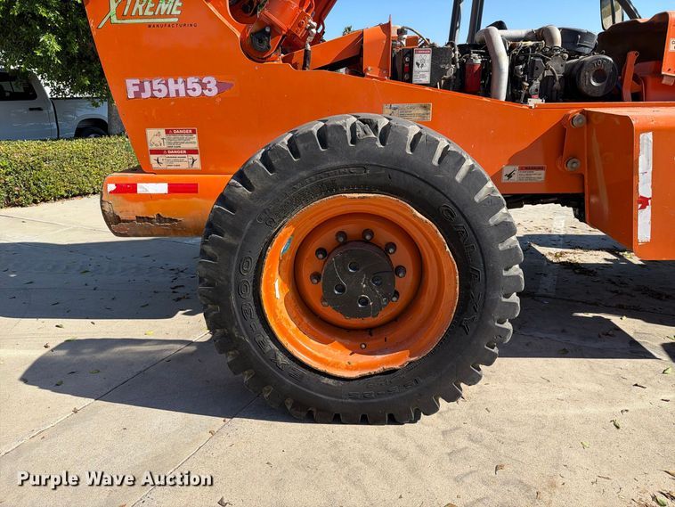 image for item FI2071 2013 Xtreme XR1245 telehandler