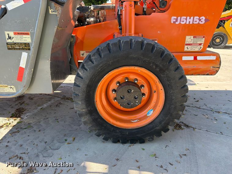 image for item FI2071 2013 Xtreme XR1245 telehandler