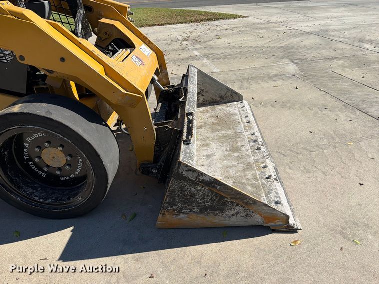 image for item FI2072 2019 Caterpillar 262D3 Skid Steer Loader