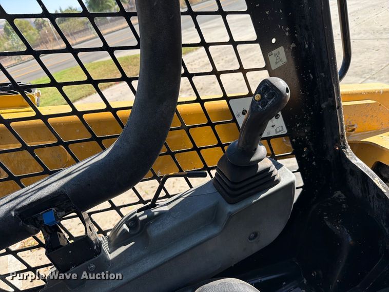 image for item FI2072 2019 Caterpillar 262D3 Skid Steer Loader