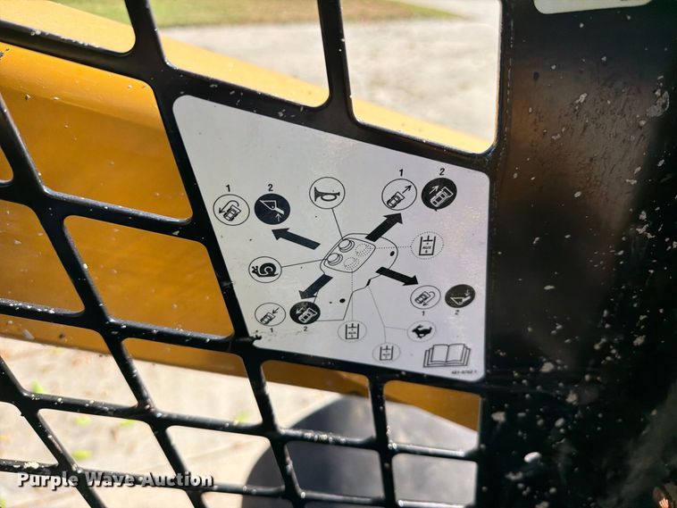 image for item FI2072 2019 Caterpillar 262D3 Skid Steer Loader