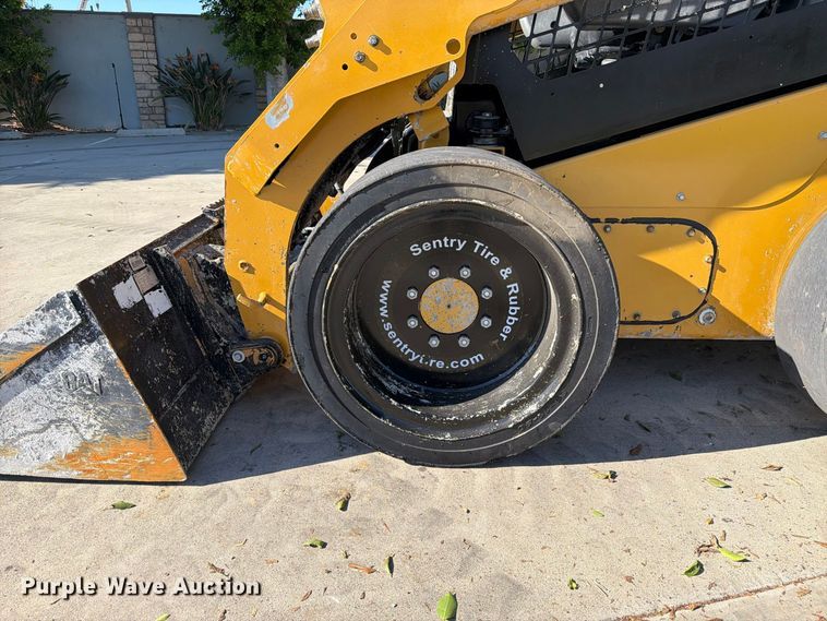 image for item FI2072 2019 Caterpillar 262D3 Skid Steer Loader