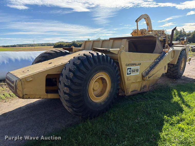 image for item FJ0529 1985 Caterpillar 621B conventional scraper 