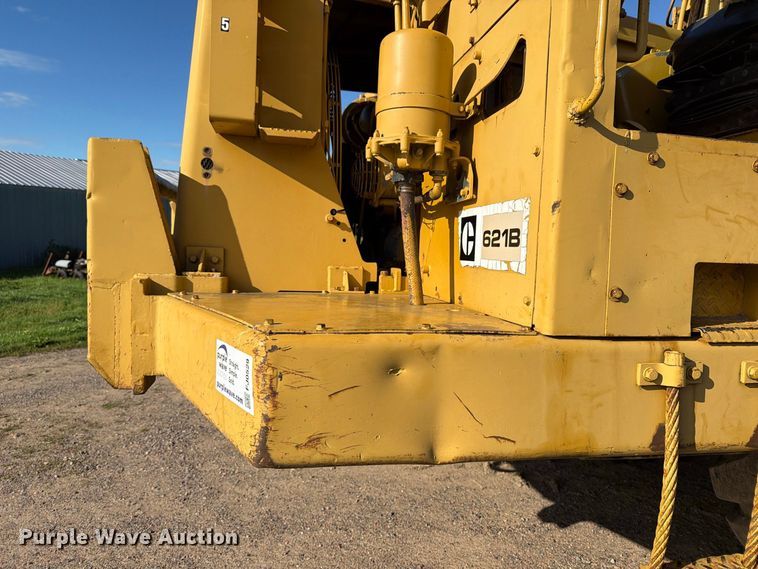 image for item FJ0529 1985 Caterpillar 621B conventional scraper 