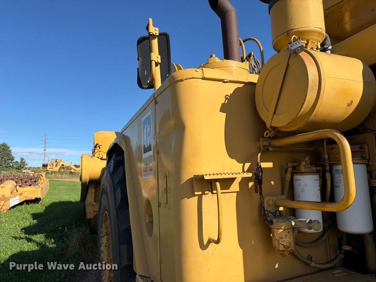 image for item FJ0529 1985 Caterpillar 621B conventional scraper 