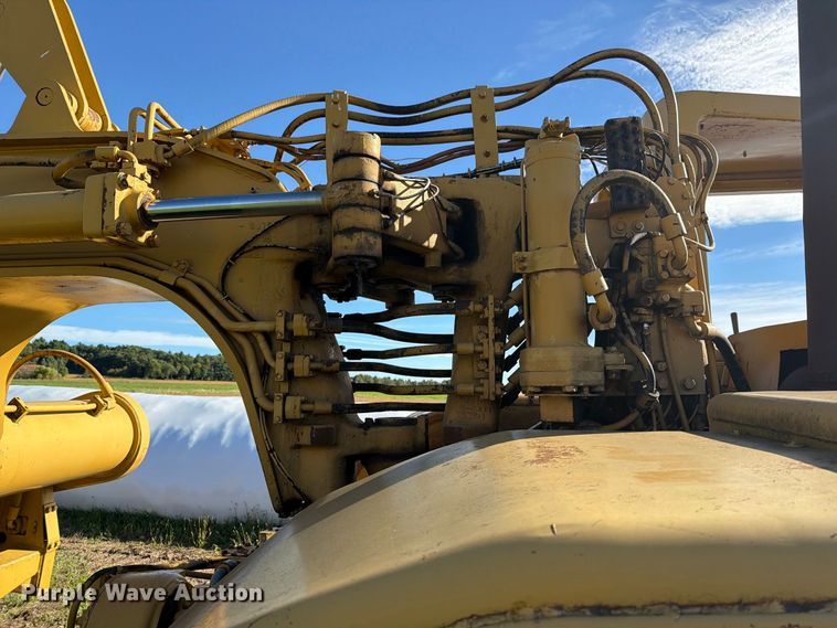image for item FJ0529 1985 Caterpillar 621B conventional scraper 