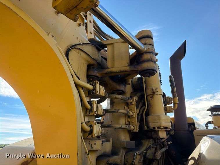 image for item FJ0529 1985 Caterpillar 621B conventional scraper 