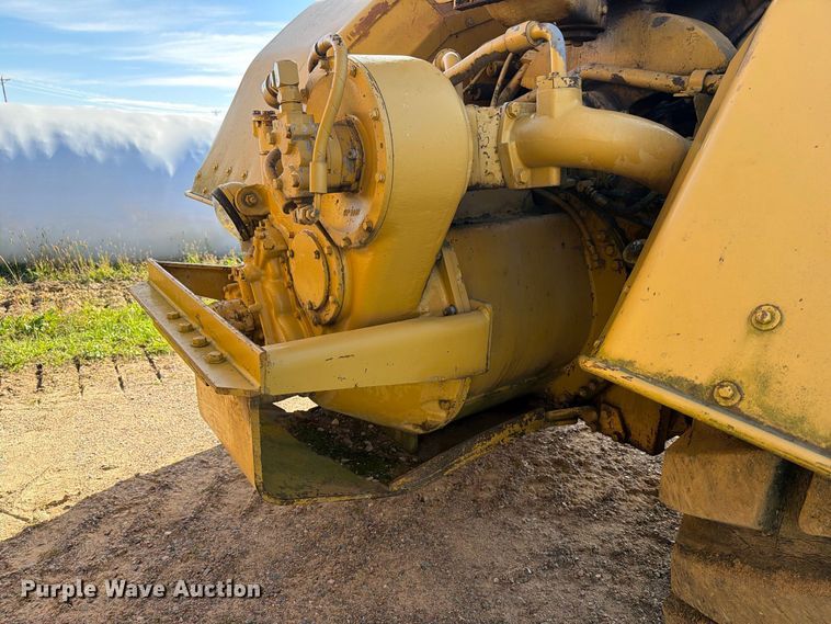 image for item FJ0529 1985 Caterpillar 621B conventional scraper 