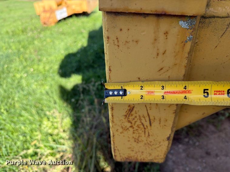 image for item FJ0529 1985 Caterpillar 621B conventional scraper 