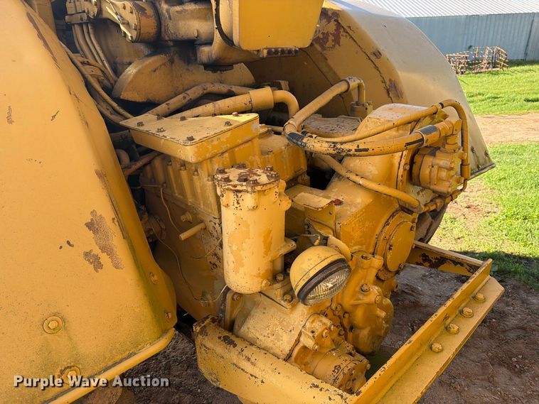 image for item FJ0529 1985 Caterpillar 621B conventional scraper 