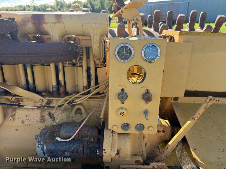 image for item FJ0530 Tampo VC-250 sheepsfoot vibratory roller