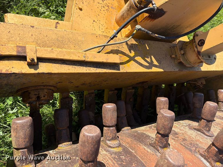 image for item FJ0530 Tampo VC-250 sheepsfoot vibratory roller