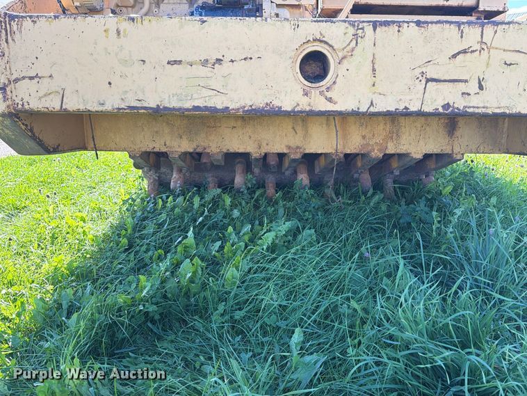 image for item FJ0530 Tampo VC-250 sheepsfoot vibratory roller
