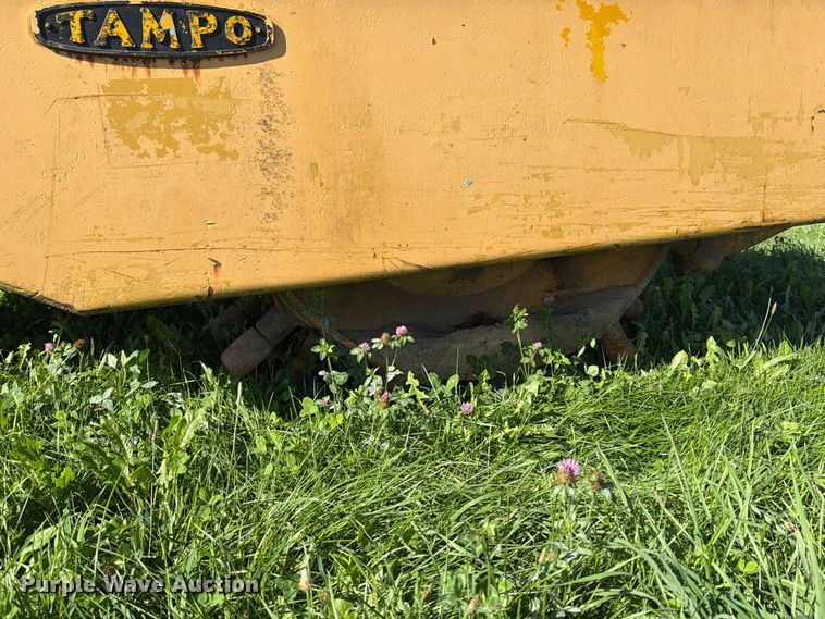 image for item FJ0530 Tampo VC-250 sheepsfoot vibratory roller