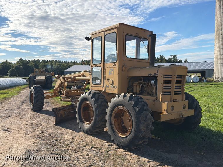 image for item FJ0531 Fiat-Allis M100 Series B motor grader