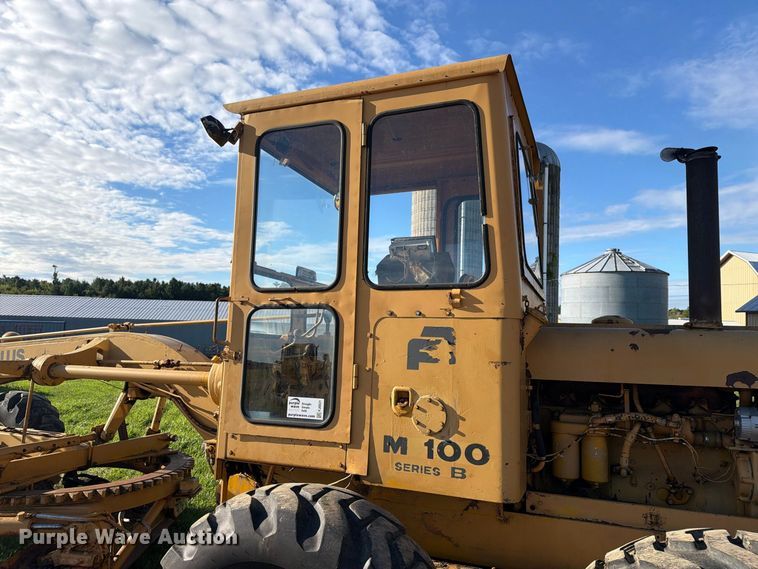 image for item FJ0531 Fiat-Allis M100 Series B motor grader