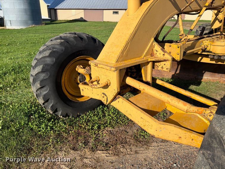 image for item FJ0531 Fiat-Allis M100 Series B motor grader