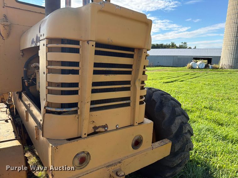 image for item FJ0531 Fiat-Allis M100 Series B motor grader