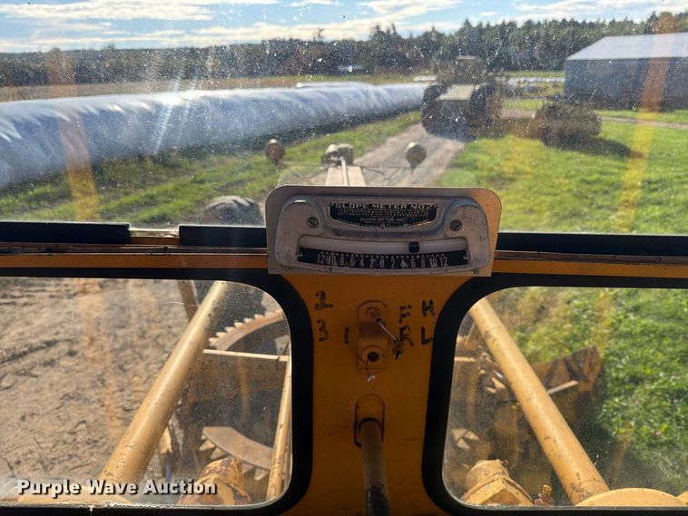 image for item FJ0531 Fiat-Allis M100 Series B motor grader