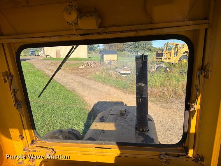 image for item FJ0531 Fiat-Allis M100 Series B motor grader