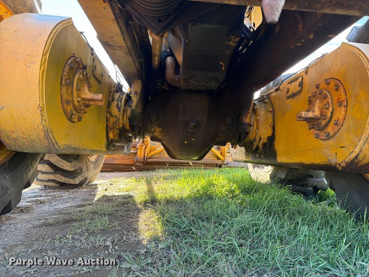 image for item FJ0531 Fiat-Allis M100 Series B motor grader