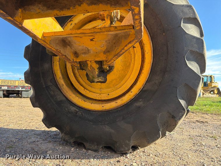 image for item FJ0531 Fiat-Allis M100 Series B motor grader