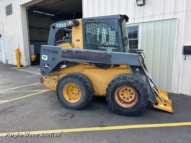 image for item FJ2010 2014 John Deere 328E skid steer loader