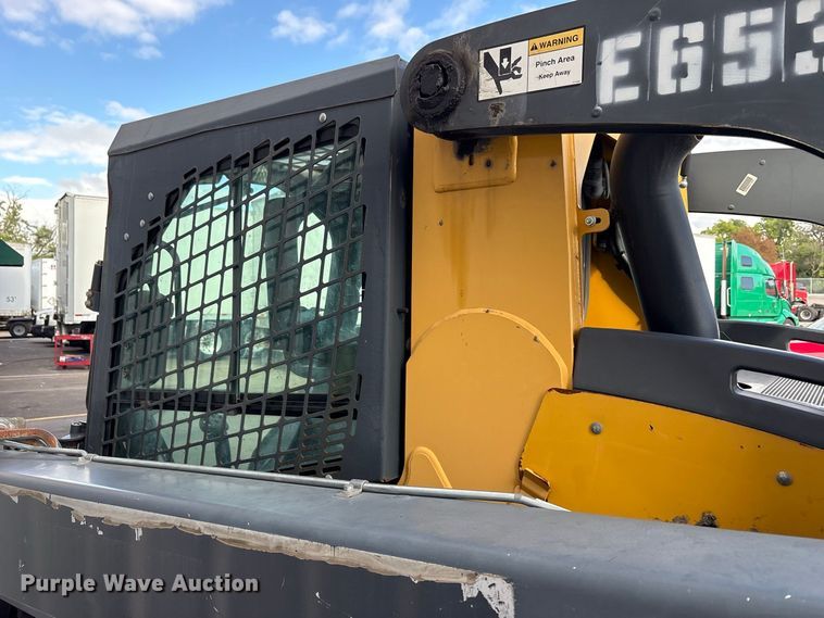 image for item FJ2010 2014 John Deere 328E skid steer loader