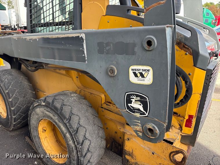 image for item FJ2010 2014 John Deere 328E skid steer loader