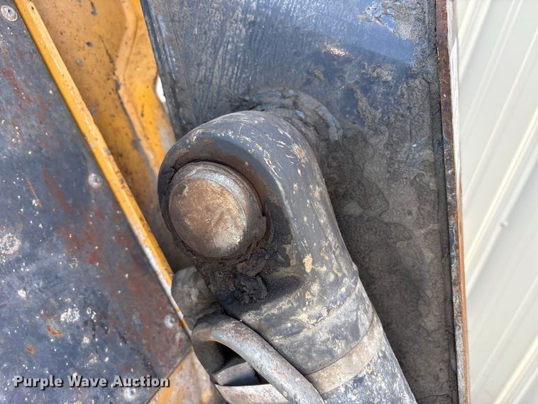 image for item FJ2010 2014 John Deere 328E skid steer loader