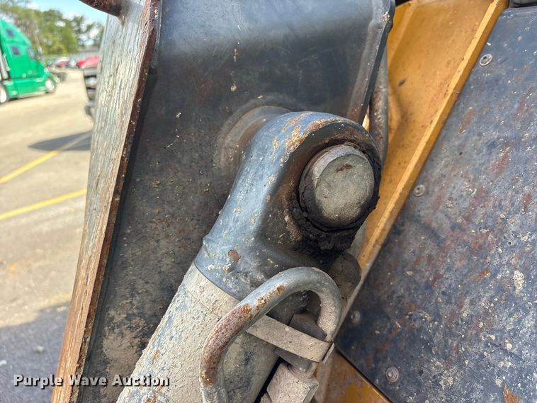 image for item FJ2010 2014 John Deere 328E skid steer loader