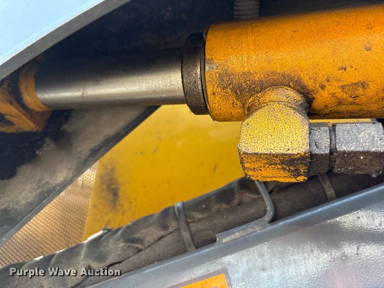 image for item FJ2010 2014 John Deere 328E skid steer loader