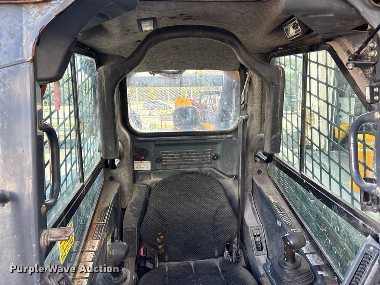 image for item FJ2010 2014 John Deere 328E skid steer loader